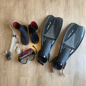 Aqua Lung & ScubaPro Dive Set- Fins Set, Dive Sock Boots, Goggles, & Snorkel